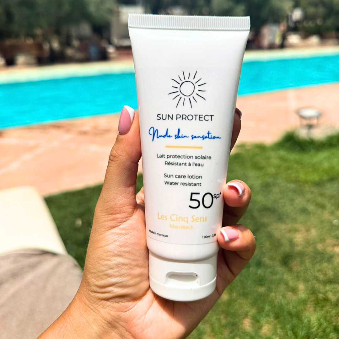 Crème Solaire SPF 50 – Haute Protection & Hydratation